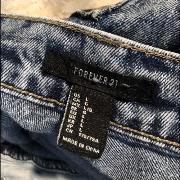 Forever21 Acid Wash Jean Shorts - Picture 3 of 3